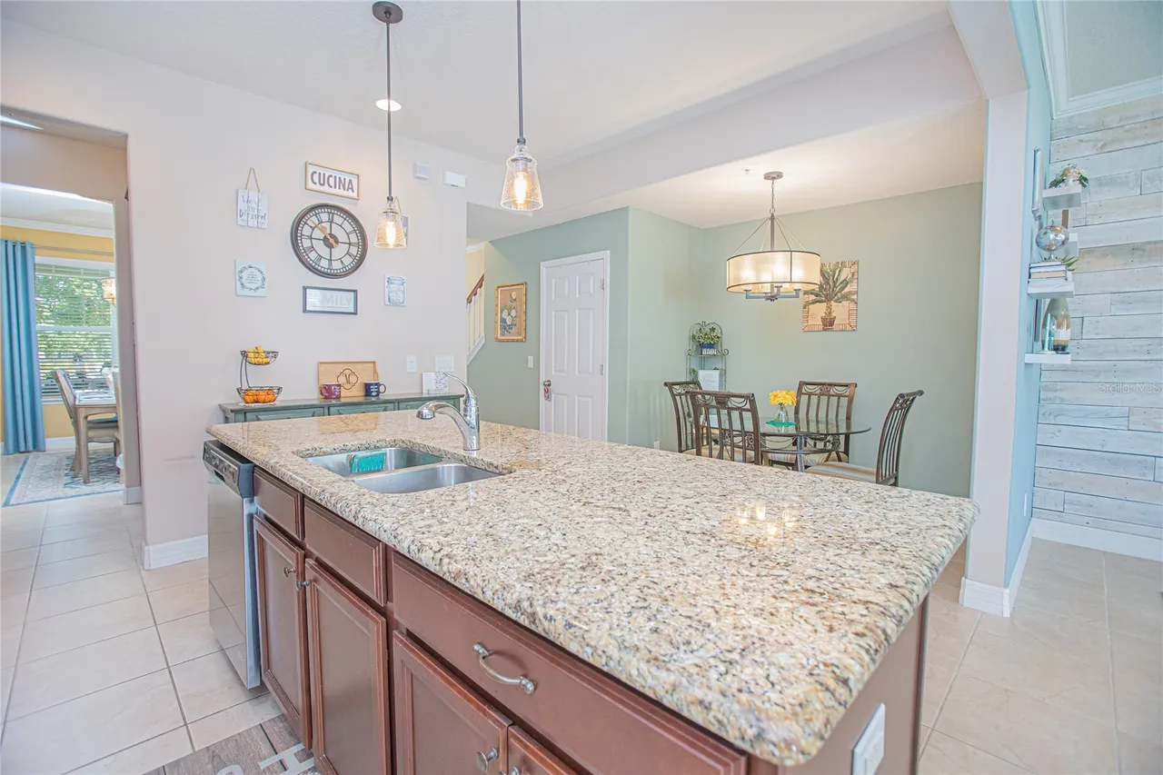 10520 BURROWS STREET, Orlando, FL 32832