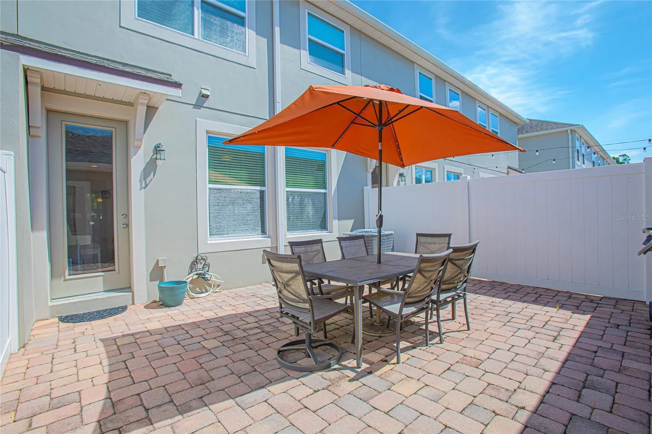 10520 BURROWS STREET, Orlando, FL 32832