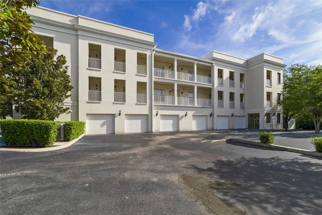 4286 ANISSA AVENUE 10-302, Orlando, FL 32814