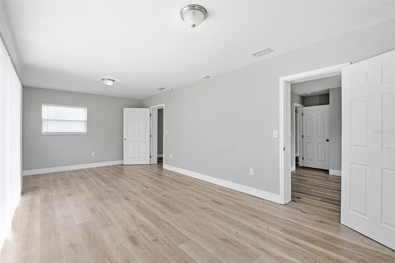 310 93RD AVENUE N, St Petersburg, FL 33702