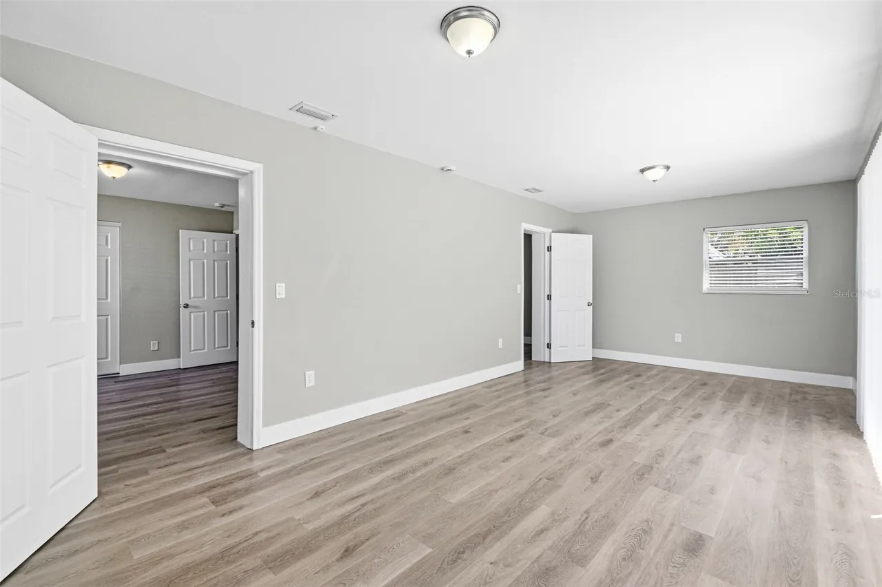 310 93RD AVENUE N, St Petersburg, FL 33702