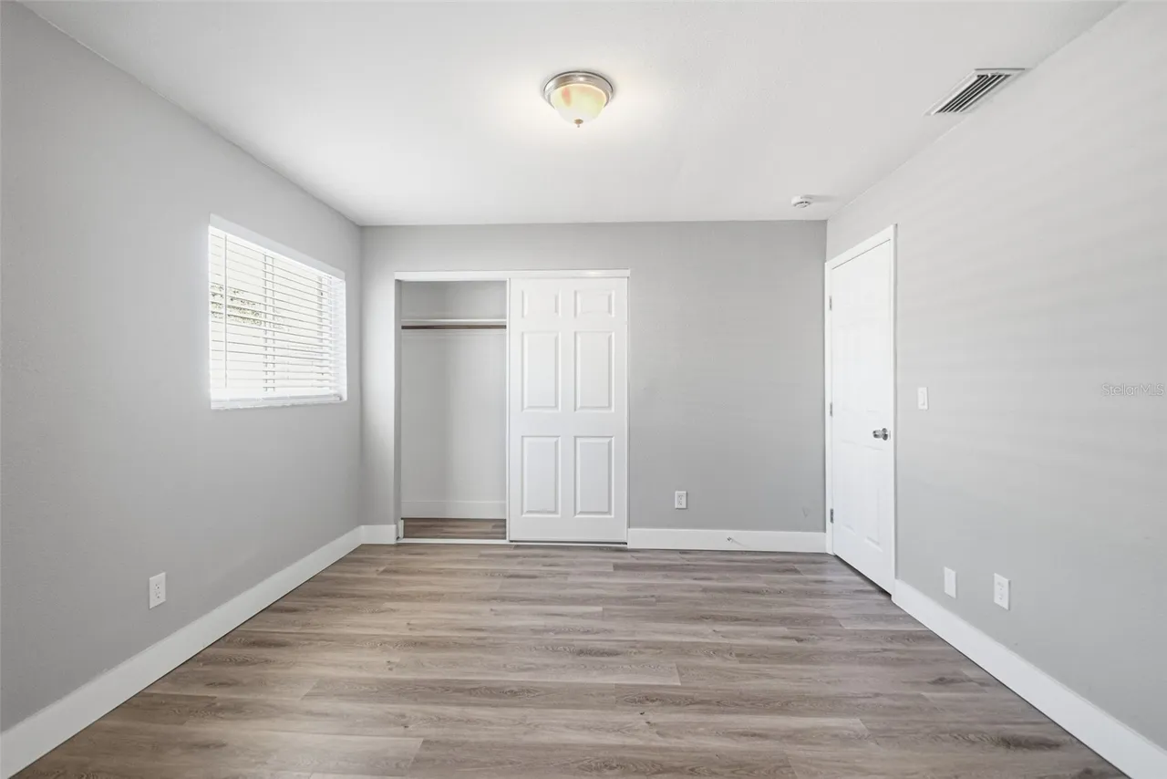 310 93RD AVENUE N, St Petersburg, FL 33702