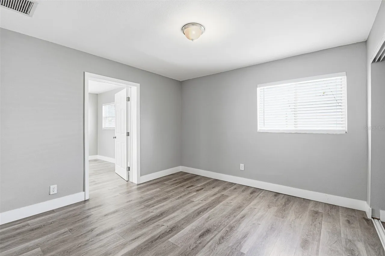 310 93RD AVENUE N, St Petersburg, FL 33702