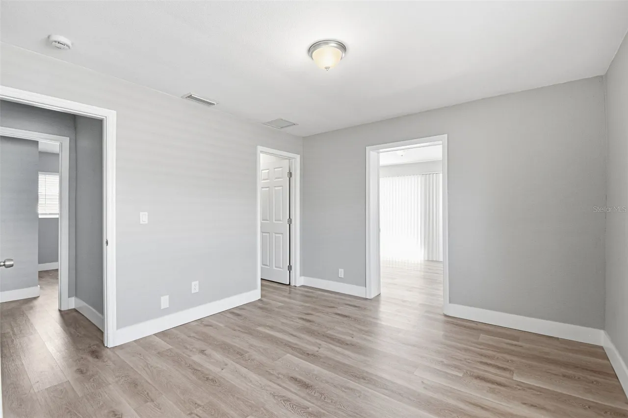 310 93RD AVENUE N, St Petersburg, FL 33702