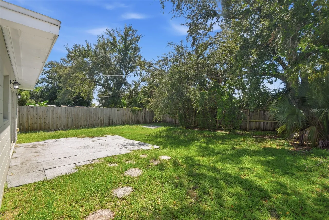 310 93RD AVENUE N, St Petersburg, FL 33702
