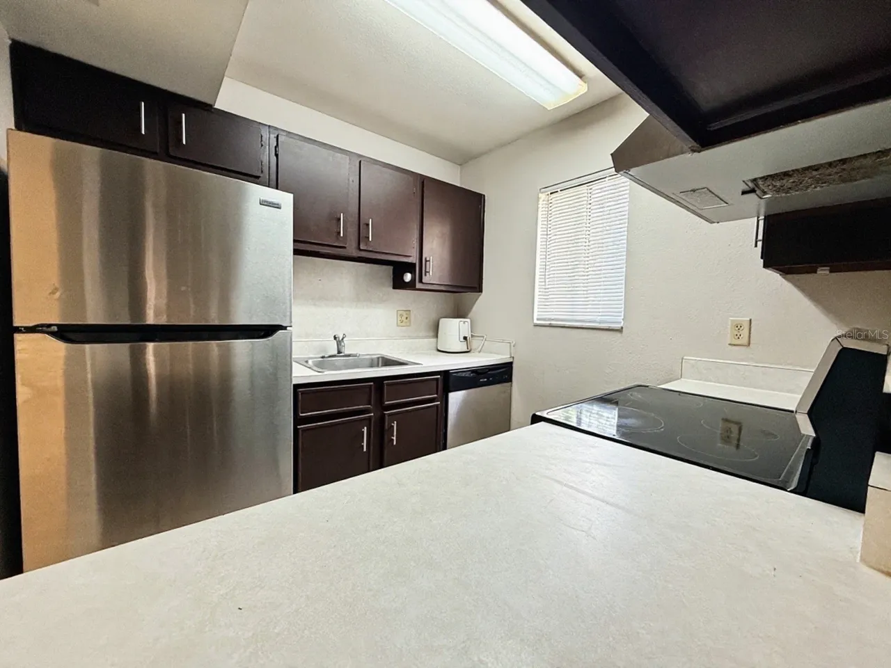 3284 S SEMORAN BOULEVARD 11, Orlando, FL 32822