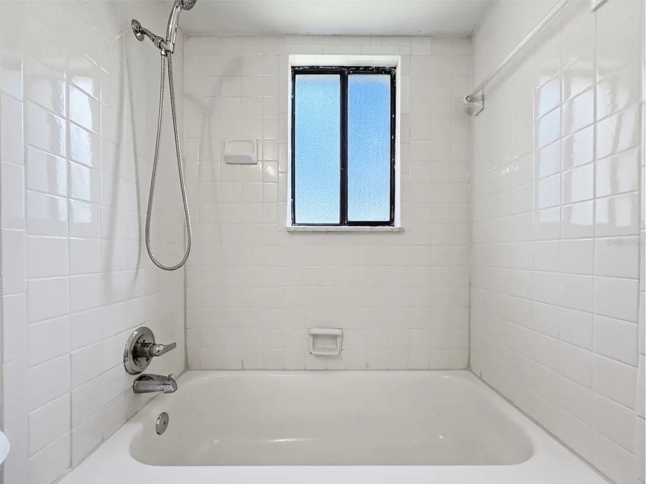 3284 S SEMORAN BOULEVARD 11, Orlando, FL 32822