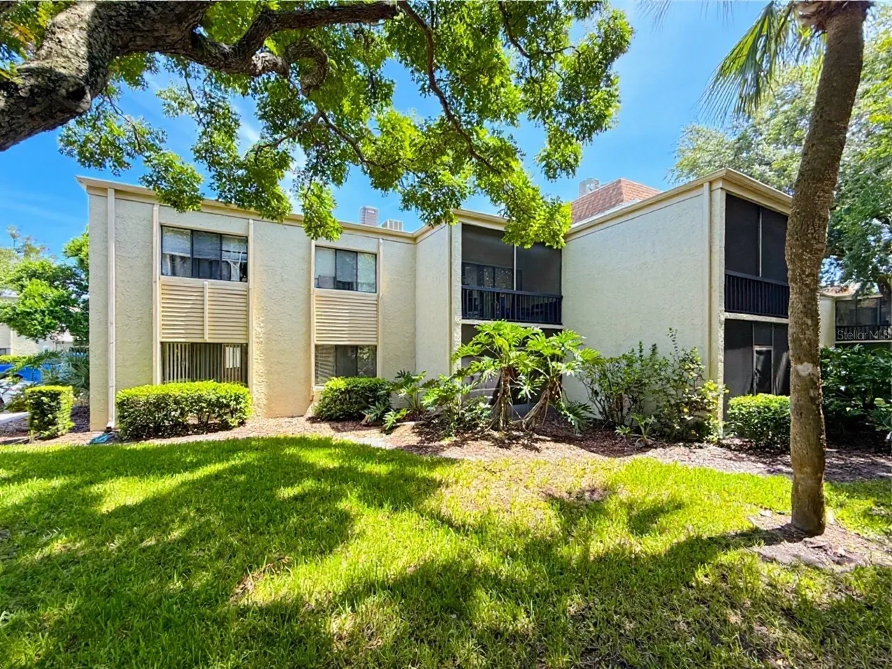 3284 S SEMORAN BOULEVARD 11, Orlando, FL 32822