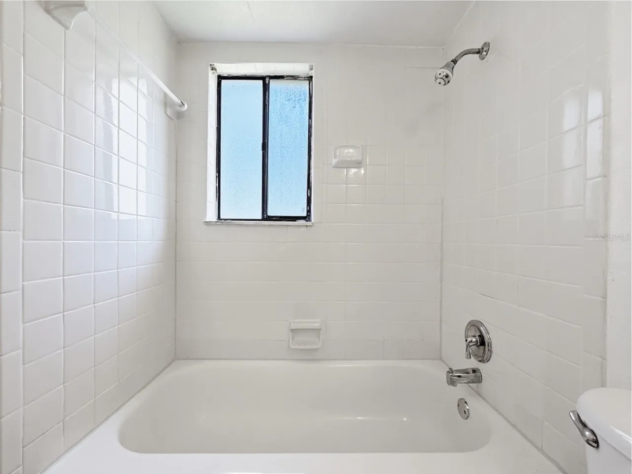 3284 S SEMORAN BOULEVARD 11, Orlando, FL 32822