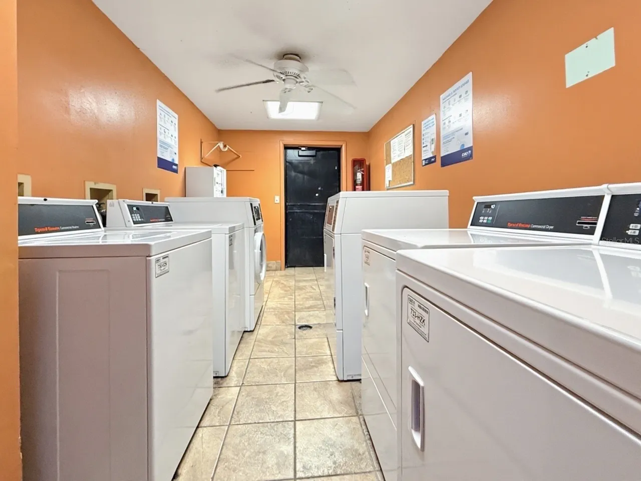 3284 S SEMORAN BOULEVARD 11, Orlando, FL 32822