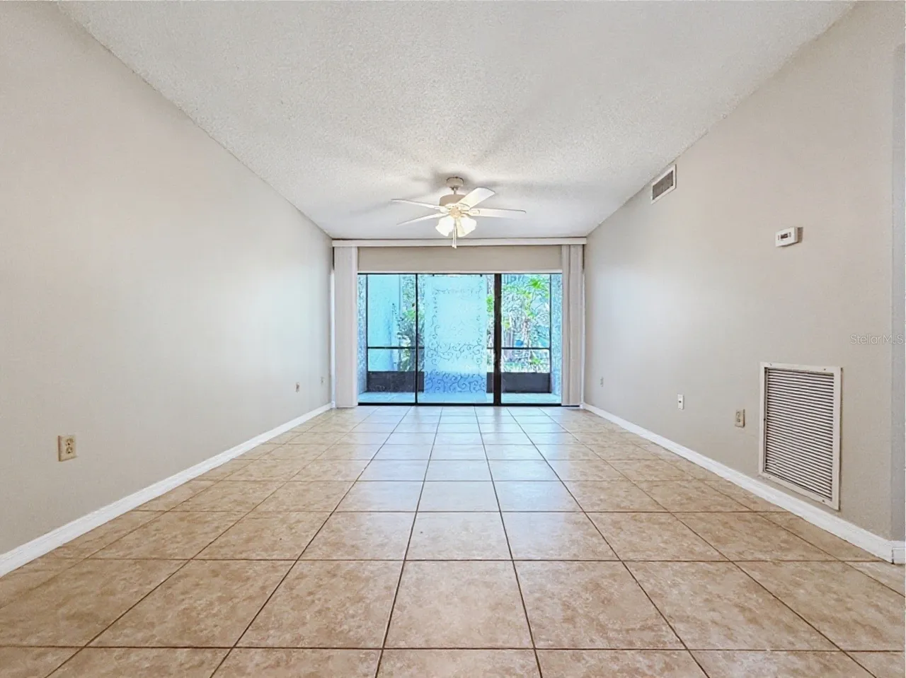 3284 S SEMORAN BOULEVARD 11, Orlando, FL 32822