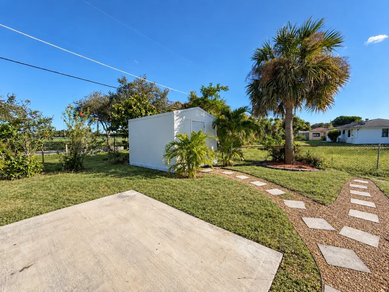 1476 N MANGONIA DRIVE, West Palm Beach, FL 33401