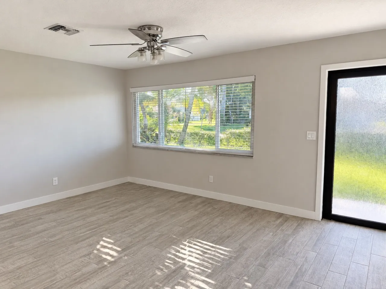 1476 N MANGONIA DRIVE, West Palm Beach, FL 33401