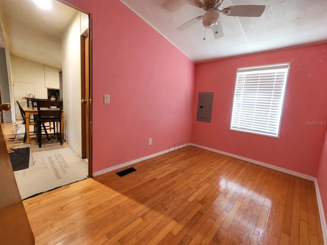 119 CARACAS STREET, Interlachen, FL 32148
